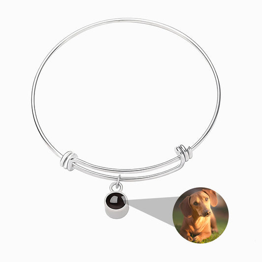 Personalized memory bracelet with photo